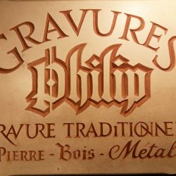 Gravure traditionnelle sur pierre